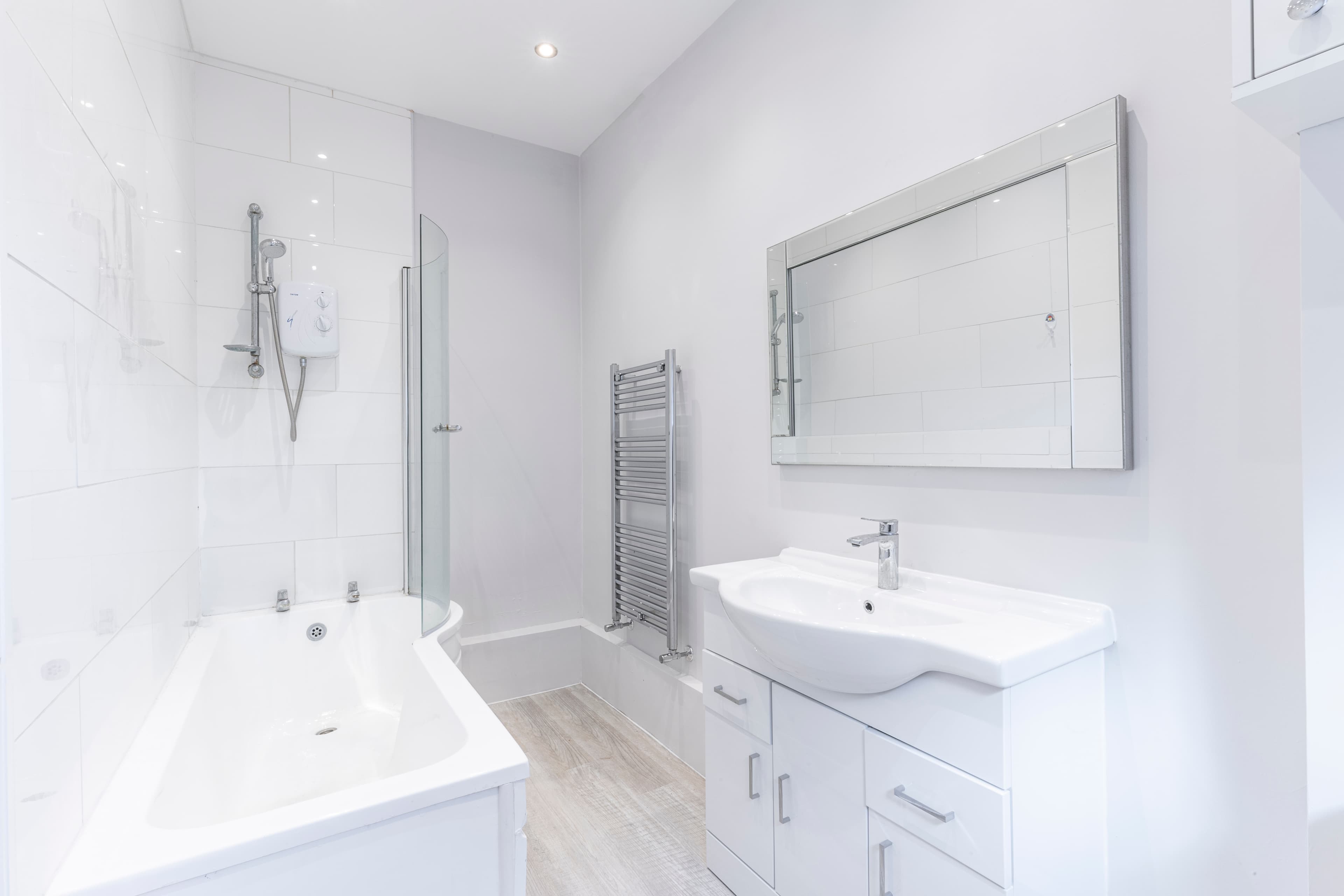 5 Bed House - Heathcote Street thumbnail 6