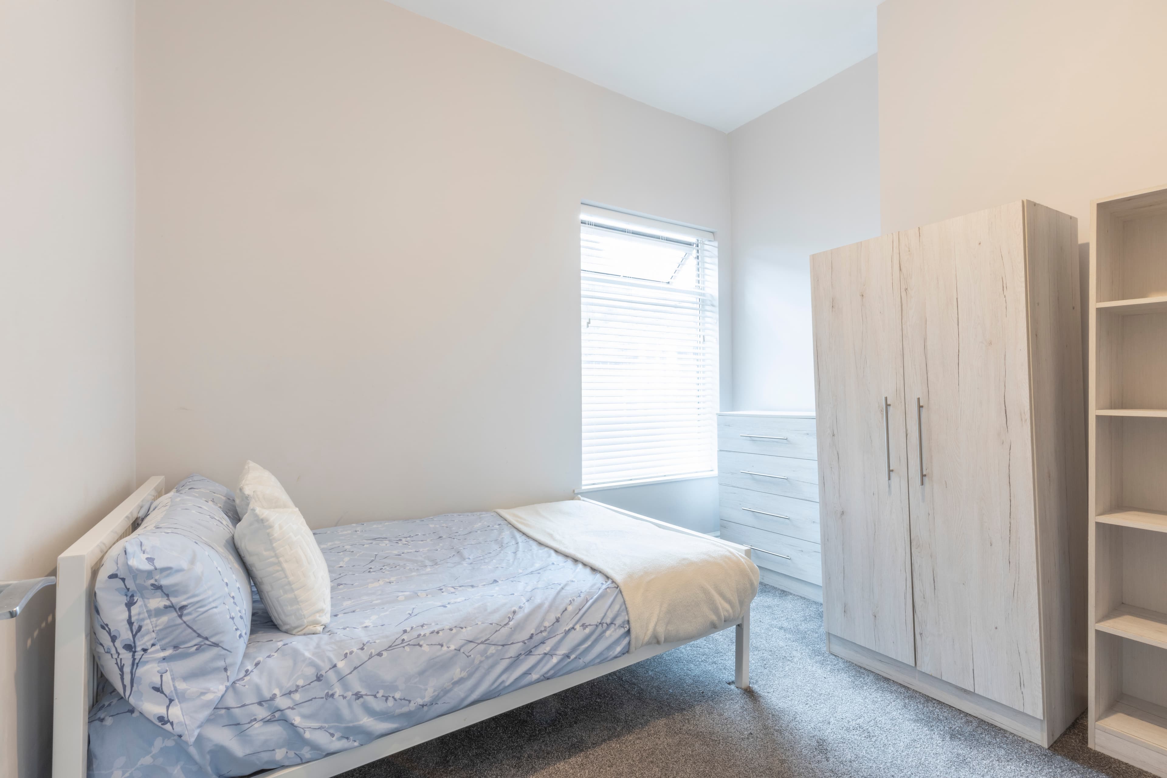 5 Bed House - Heathcote Street thumbnail 9