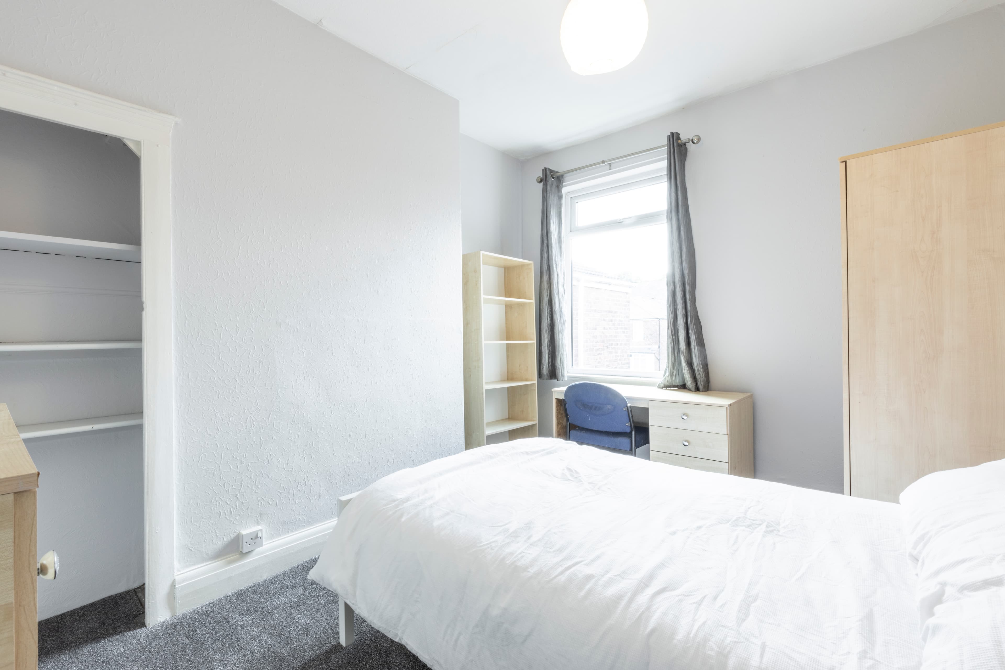 5 Bed House - Heathcote Street thumbnail 7