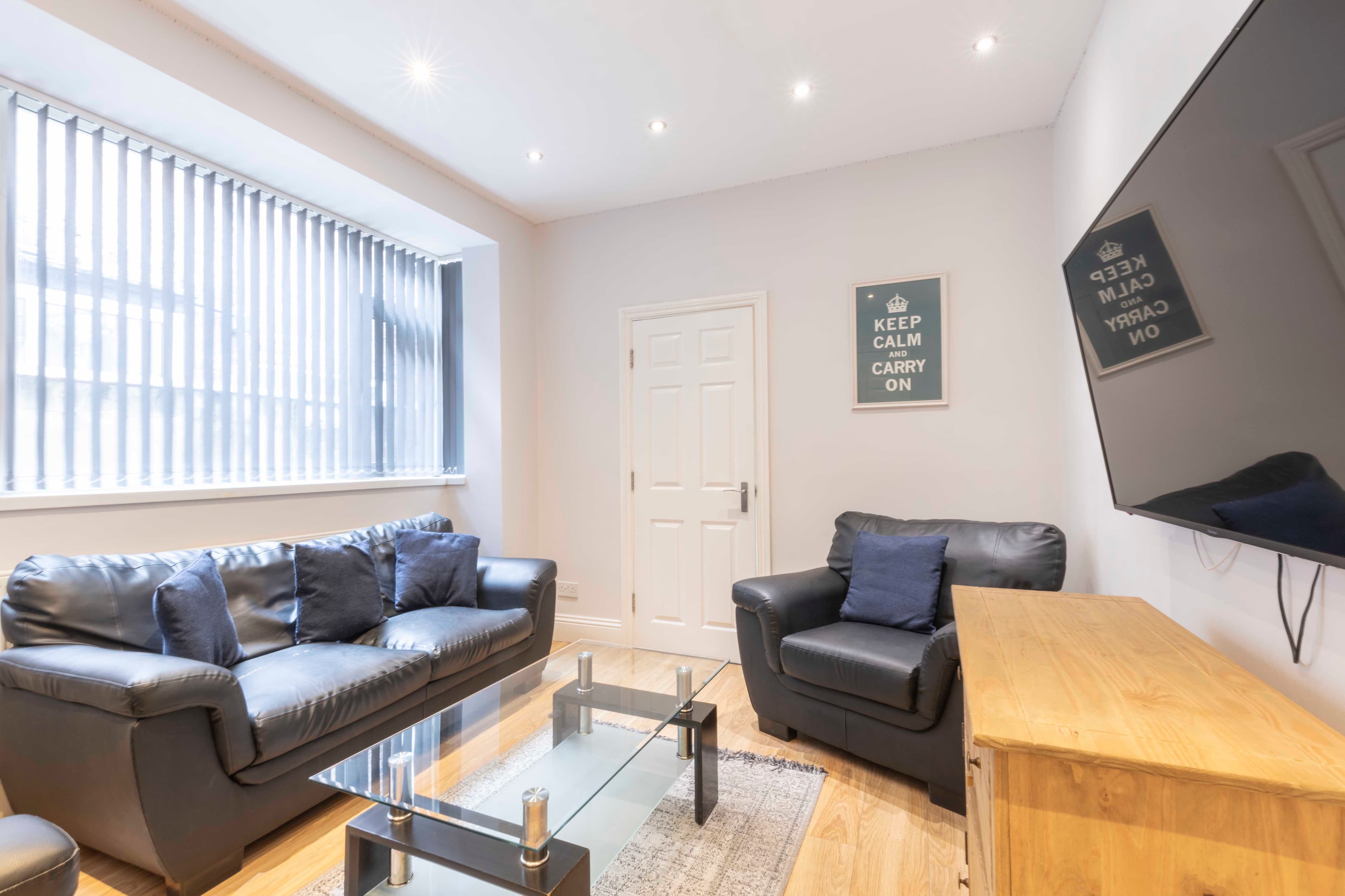 5 Bed House - Heathcote Street thumbnail 3