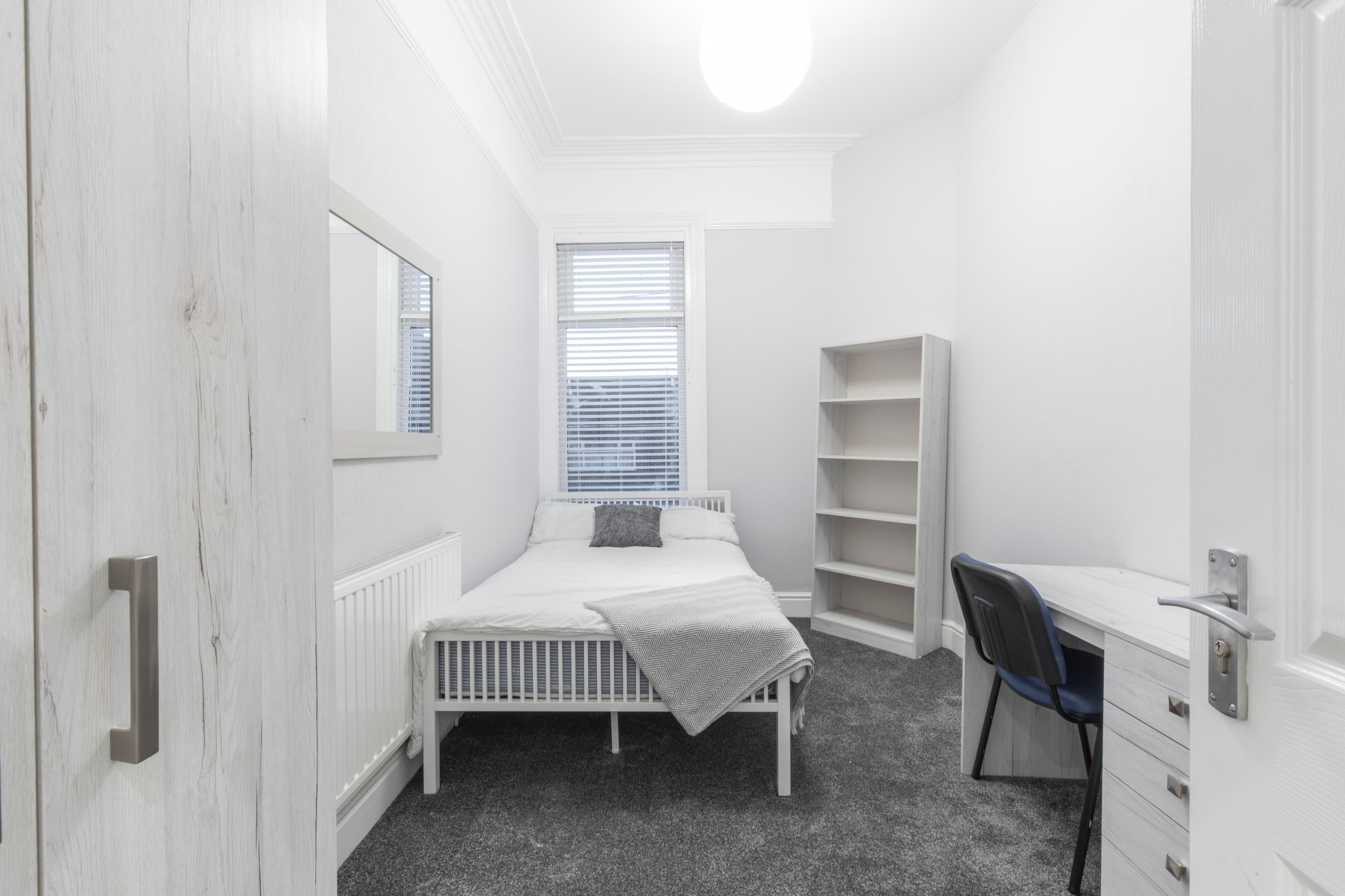 6 Bed House - Heathcote Street thumbnail 7