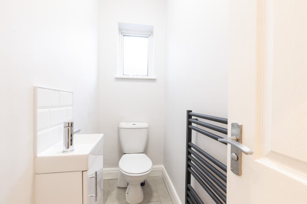 7 Bed House - Heathcote Street thumbnail 10