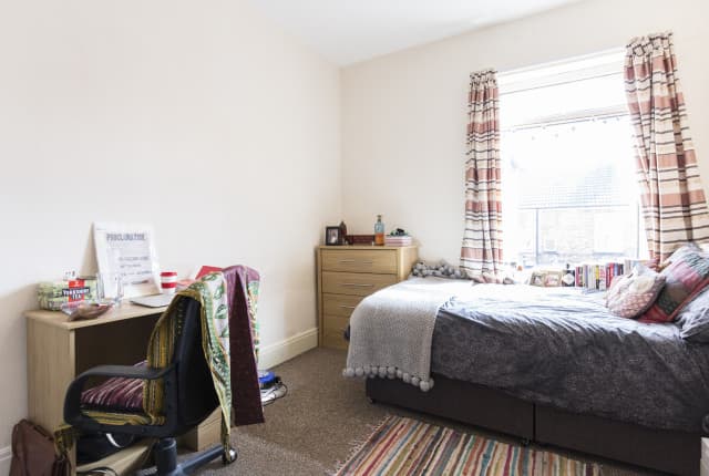 4 Bed House - Ventnor Street thumbnail 5