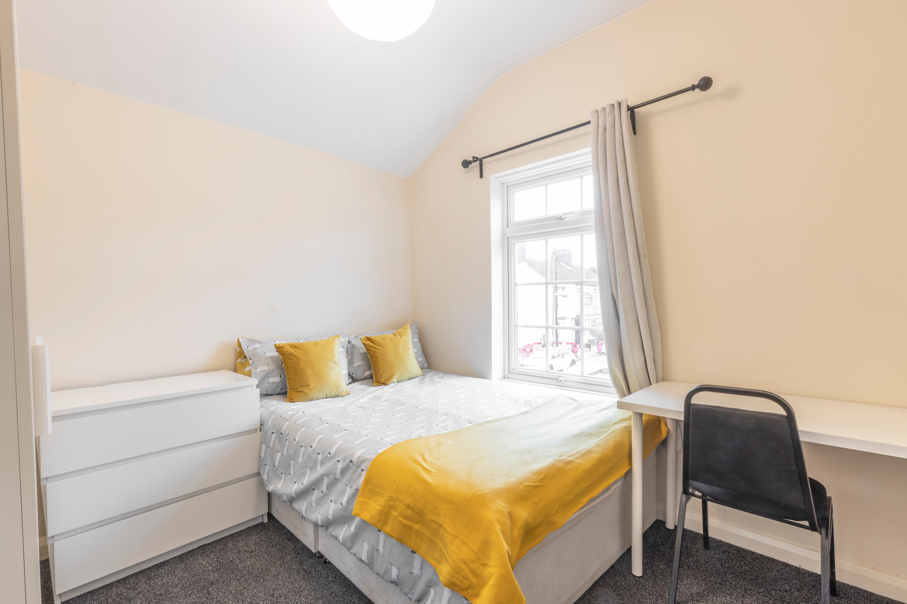 4 Bed House - Ventnor Street thumbnail 5