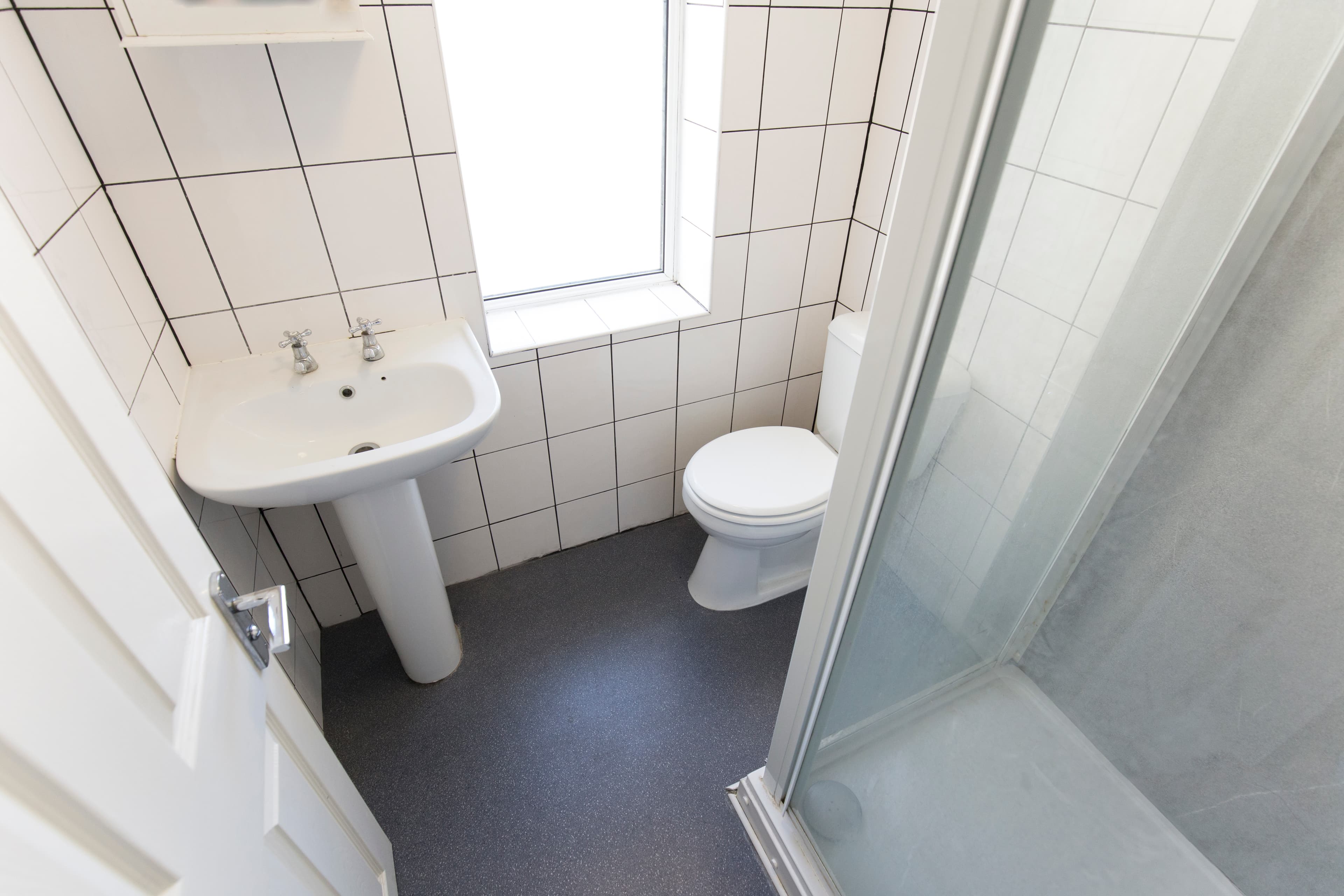 4 Bed House - Ventnor Street thumbnail 8