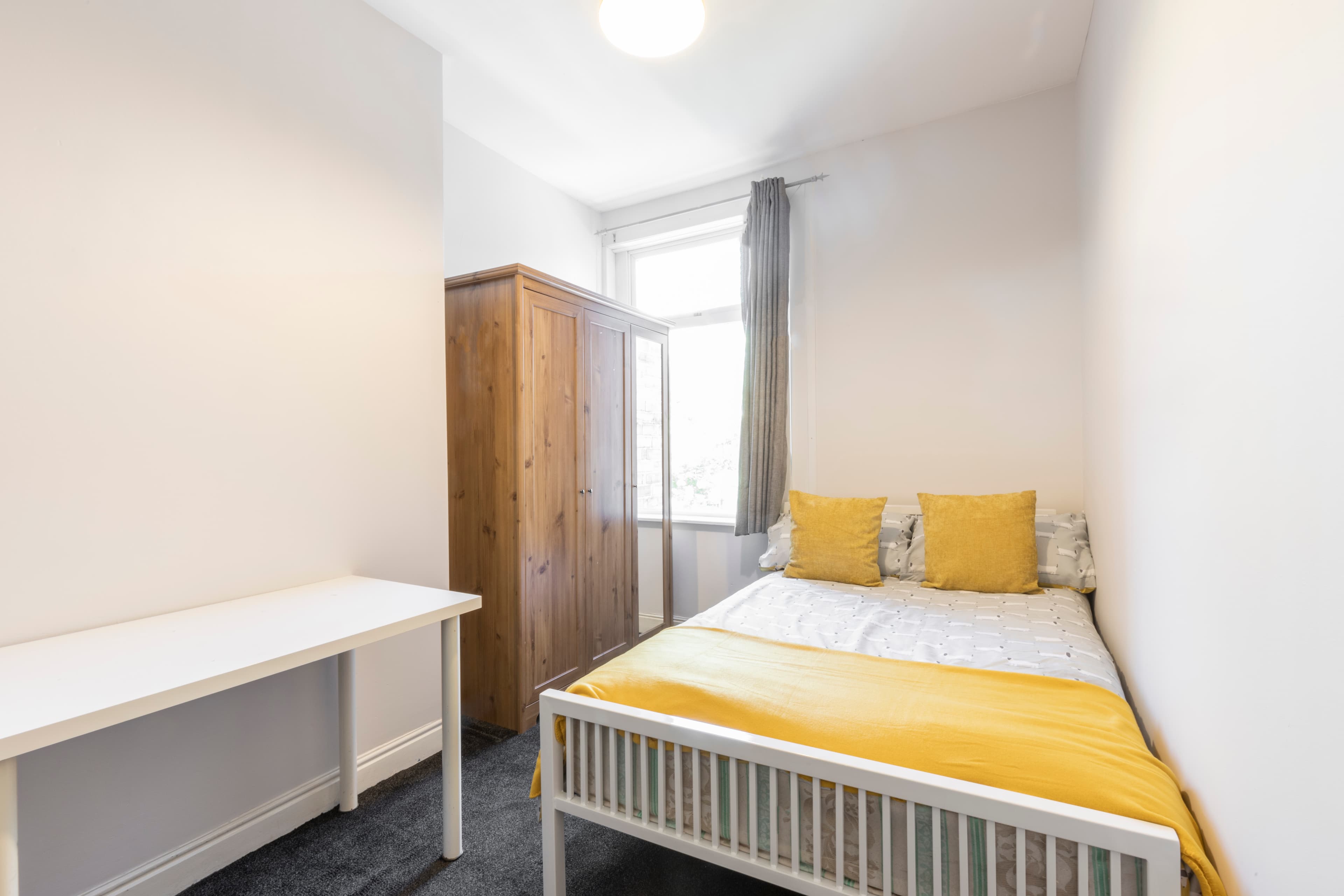 4 Bed House - Ventnor Street thumbnail 6