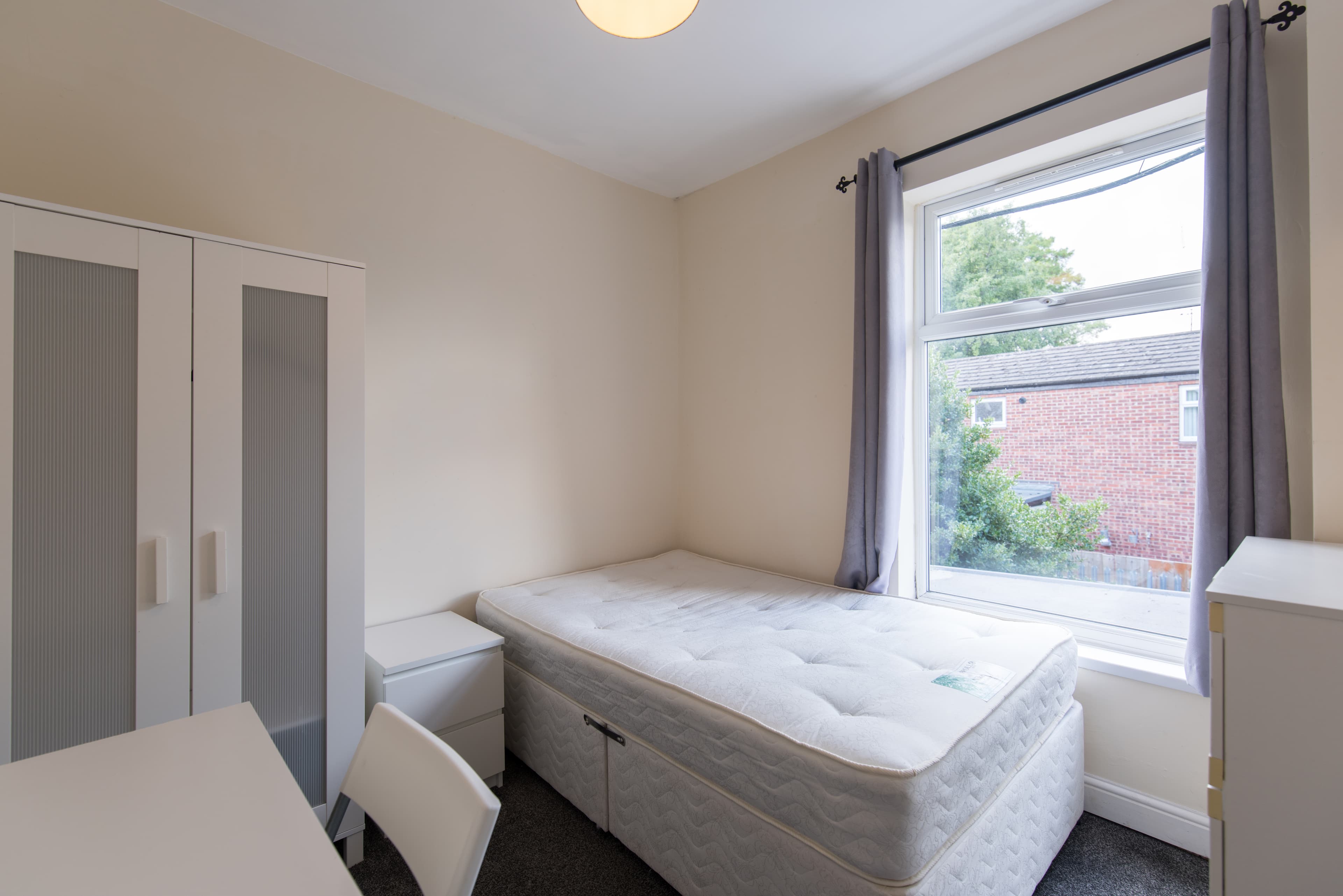 3 Bed House - Hardy Street thumbnail 3