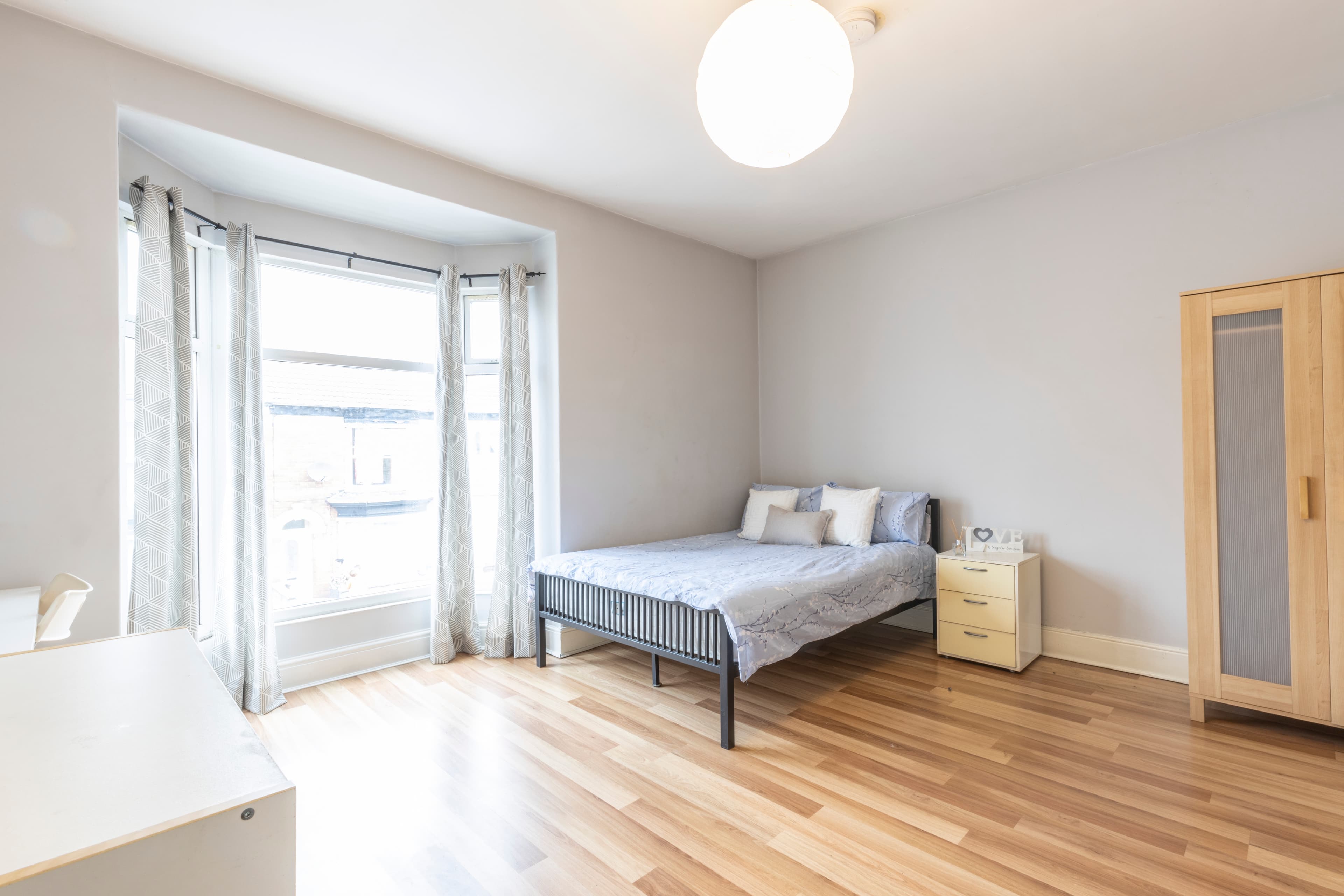 4 Bed House - Lambton Street thumbnail 6