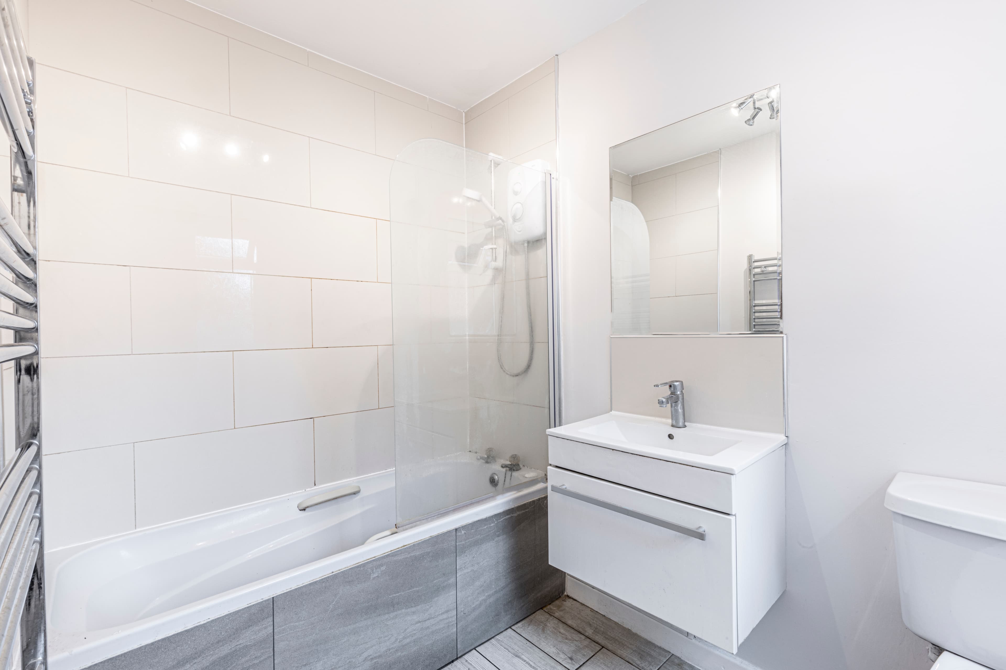 4 Bed House - Lambton Street thumbnail 7