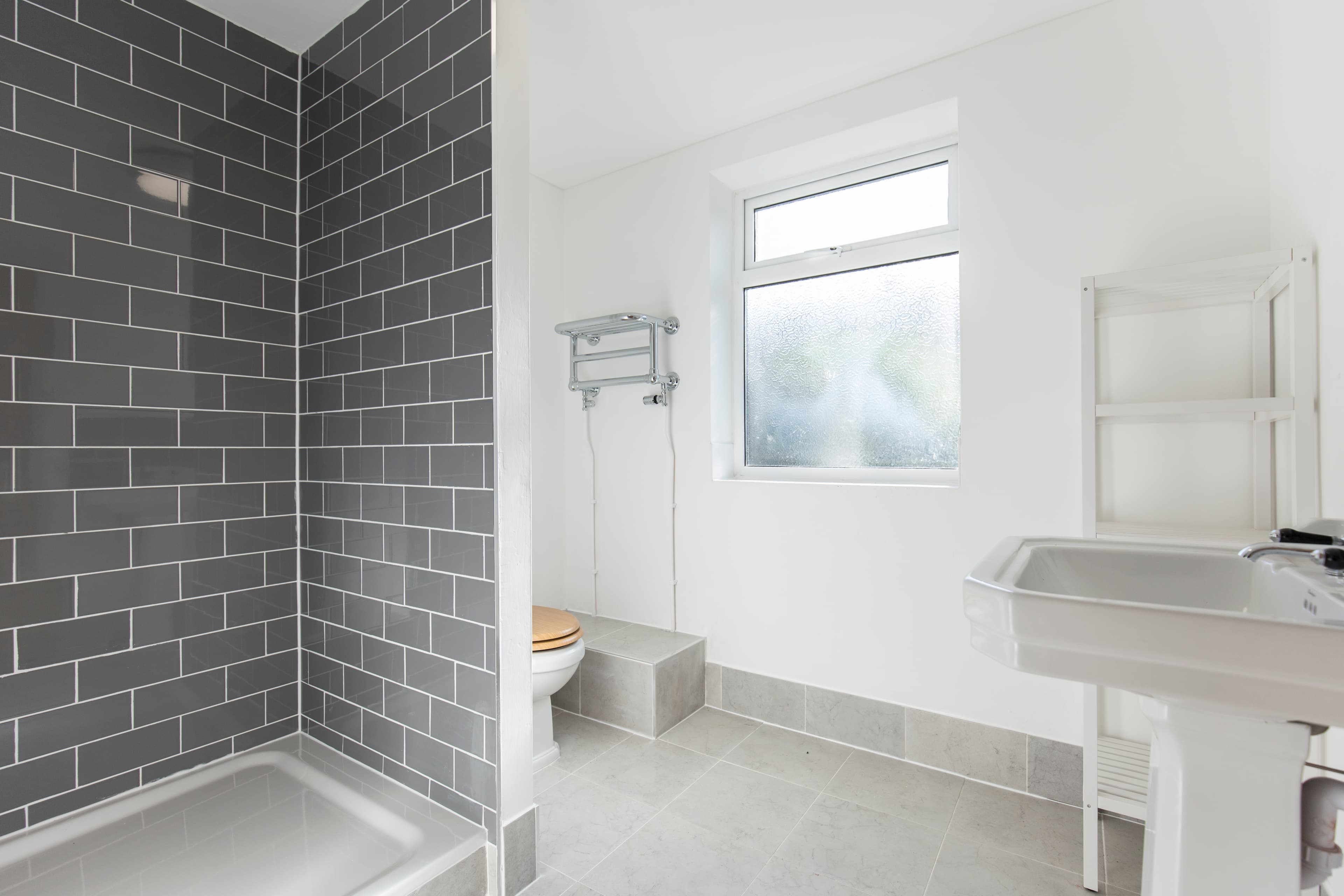 3 Bed House - Raglan Street thumbnail 6