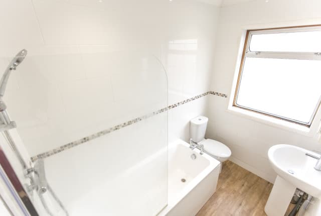 3 Bed House - Etherington Road thumbnail 9