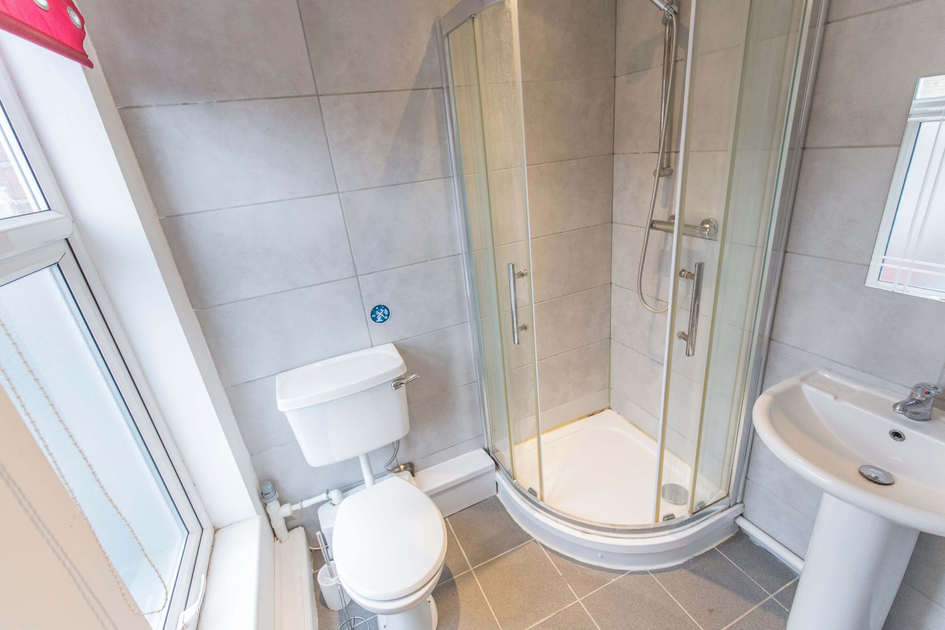 5 Bed House - Vermont Street thumbnail 10