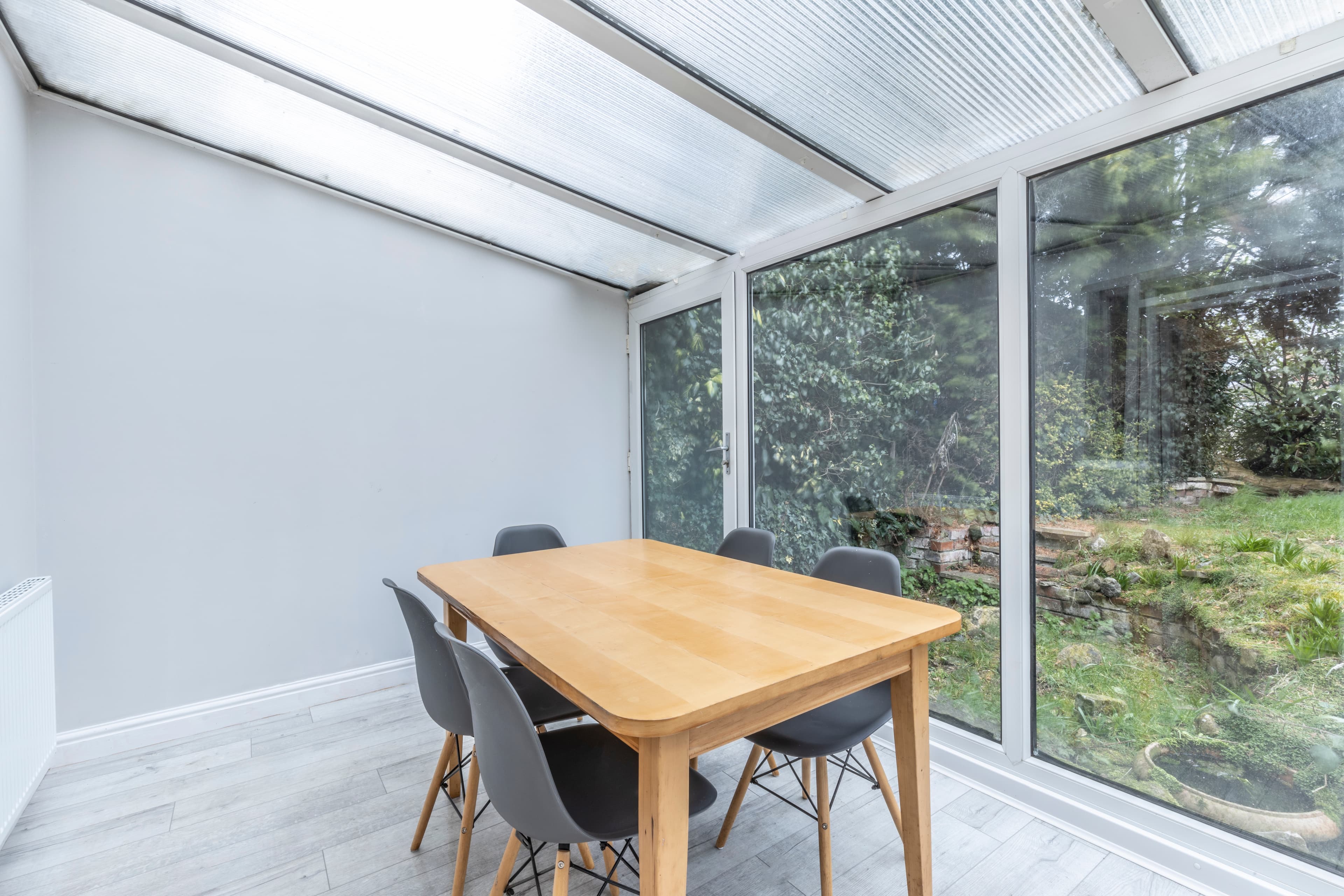 5 Bed House - Wellesley Avenue thumbnail 4