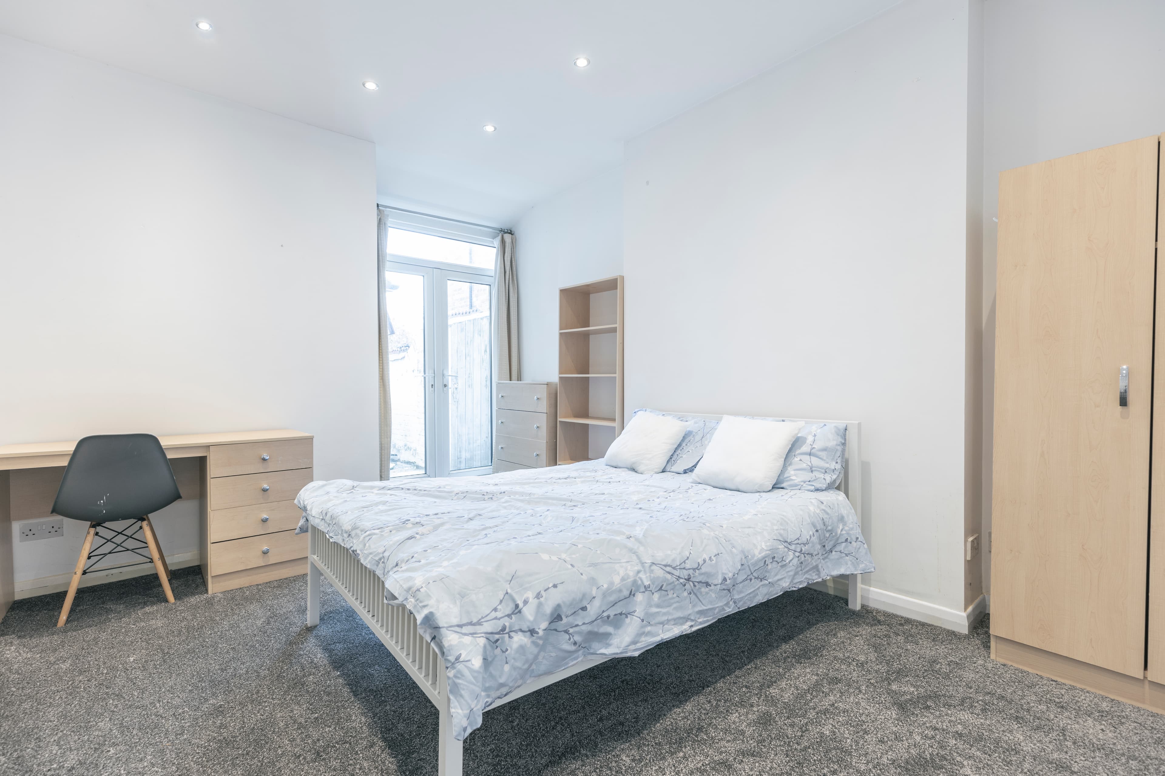 5 Bed House - Wellesley Avenue thumbnail 6