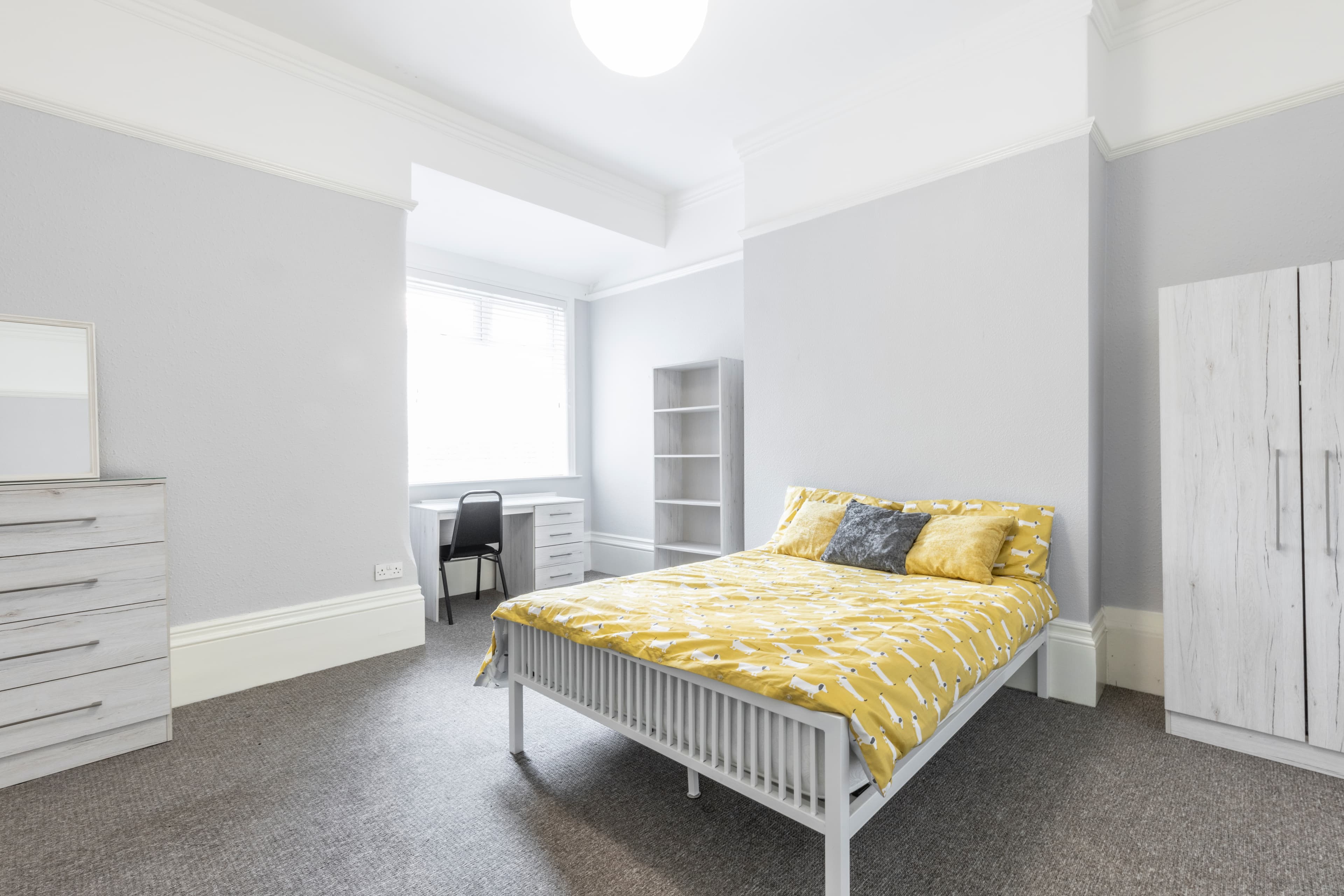 7 Bed House - Wellesley Avenue thumbnail 6