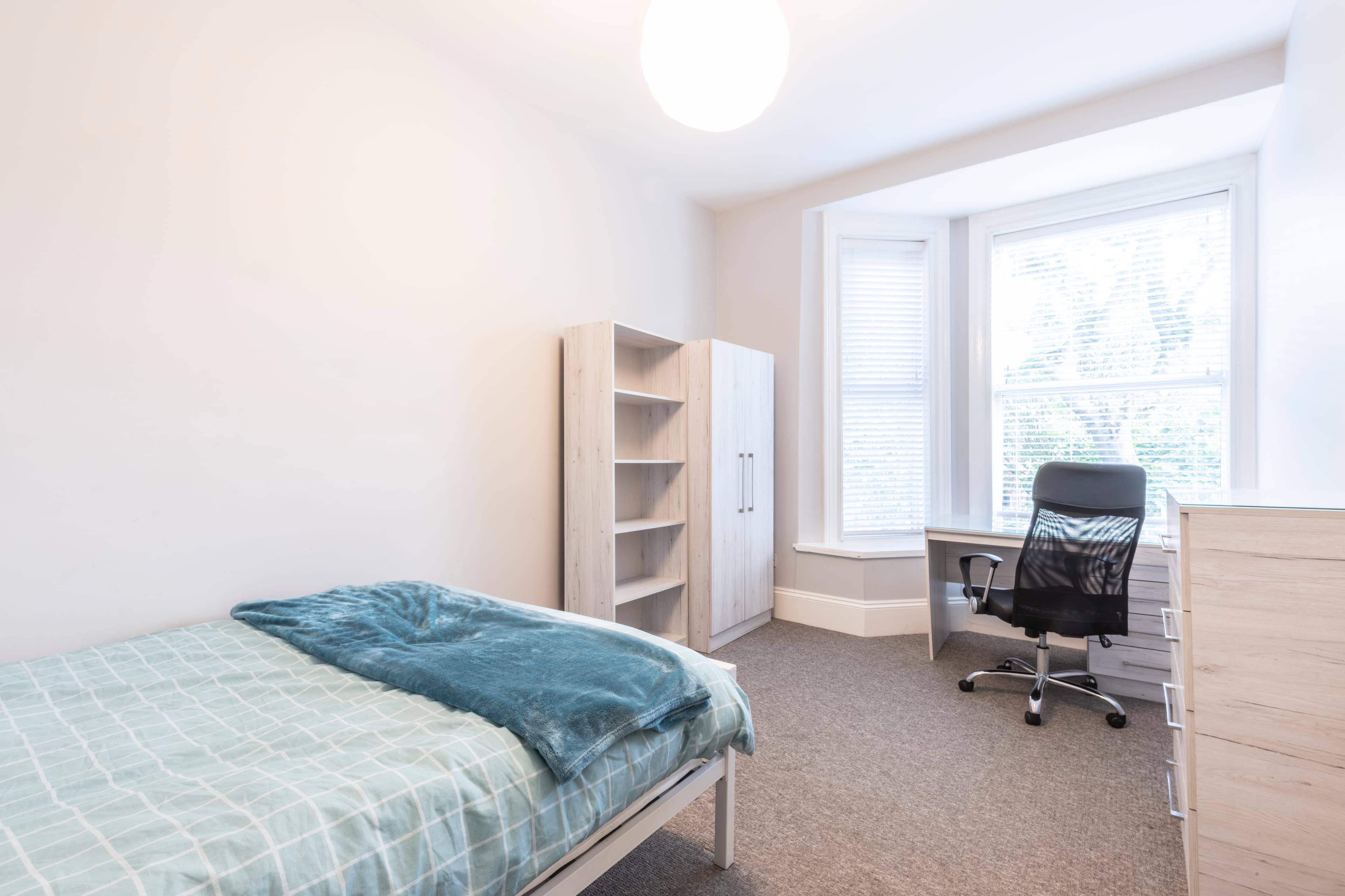 7 Bed House - Wellesley Avenue thumbnail 10