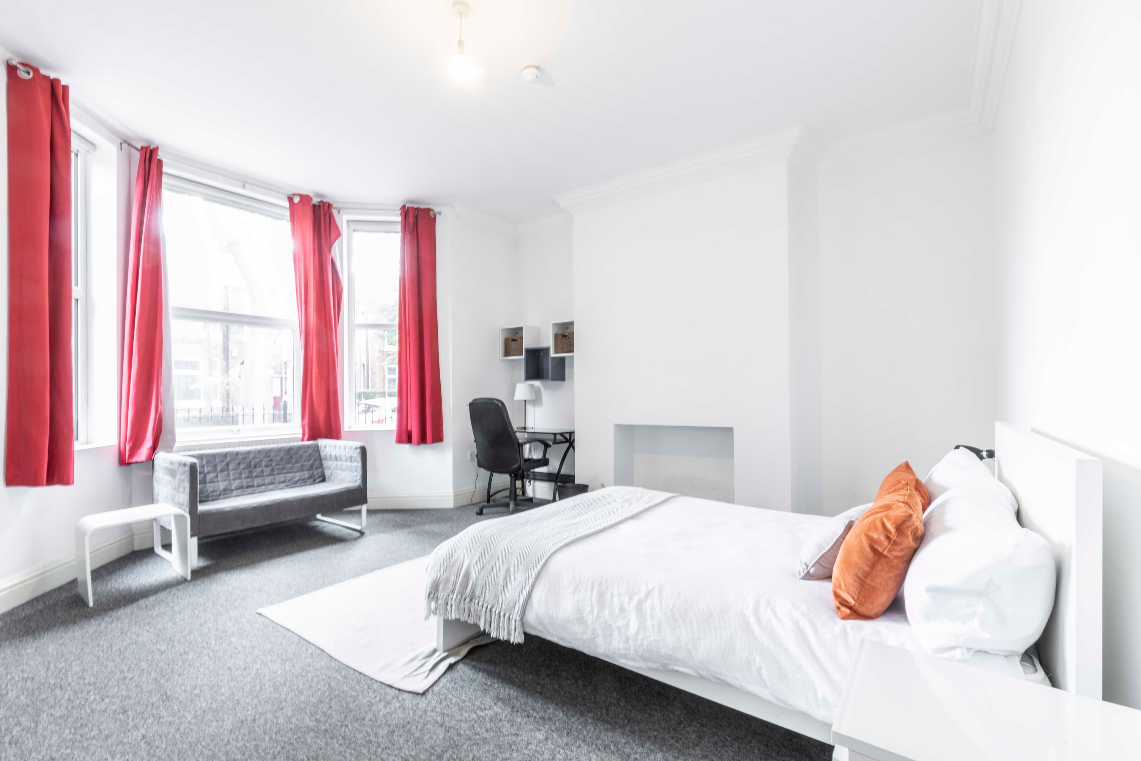 8 Bed House - Wellesley Avenue thumbnail 10