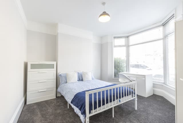 5 Bed House - Brooklyn Street thumbnail 4