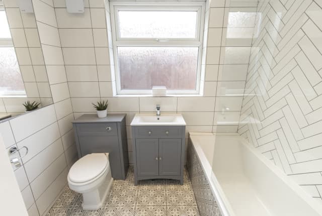 3 Bed House - Exmouth Street thumbnail 8