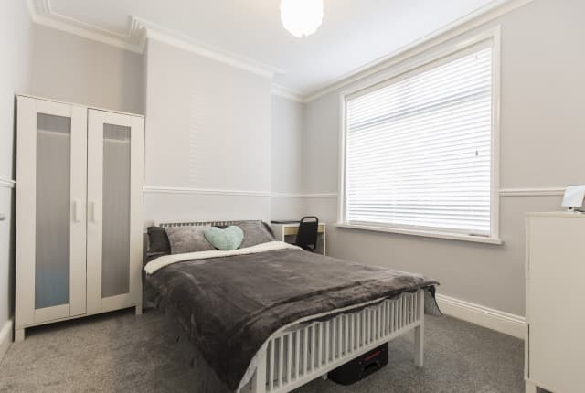 3 Bed House - Exmouth Street thumbnail 5