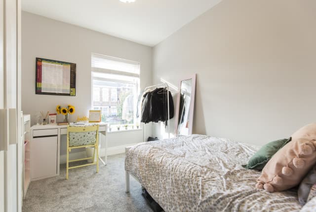 3 Bed House - Exmouth Street thumbnail 6