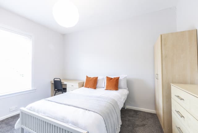 5 Bed House - Brooklyn Street thumbnail 6