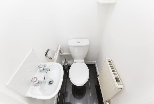 4 Bed House - De Grey Street thumbnail 10