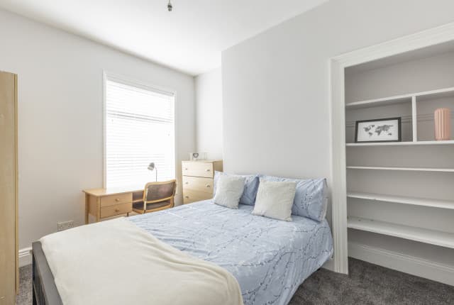 3 Bed House - Worthing Street thumbnail 7