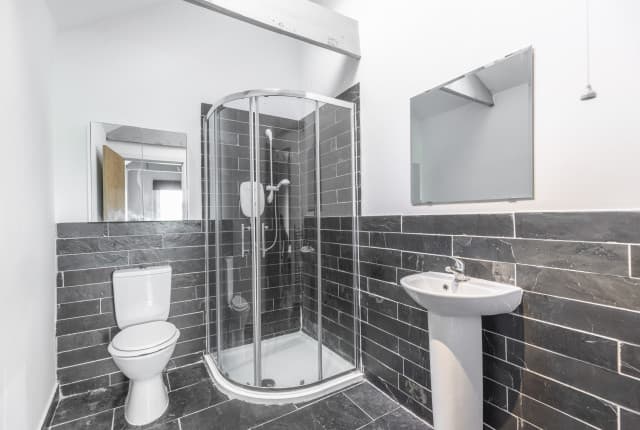 6 Bed House - Walters Terrace thumbnail 9