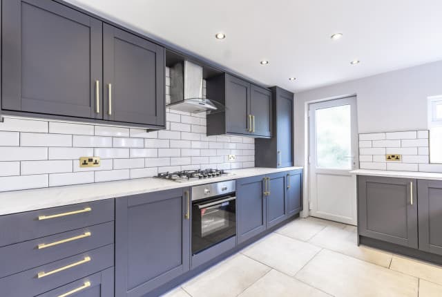 5 Bed House - Brooklyn Street photo 1