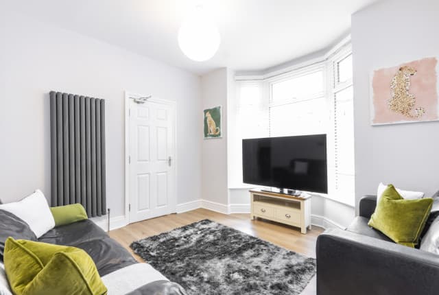 5 Bed House - Brooklyn Street thumbnail 3