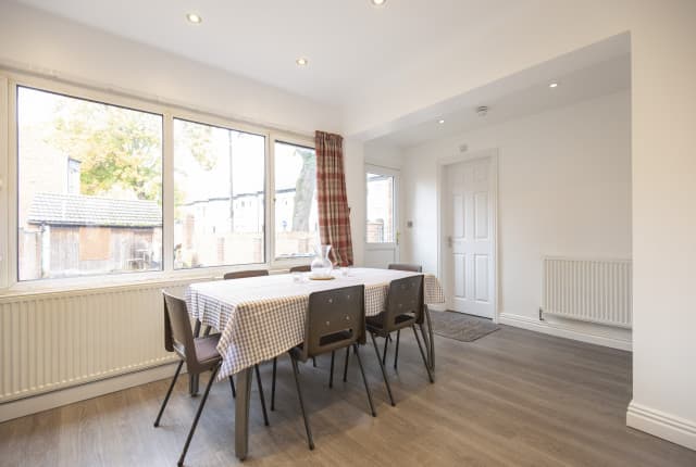 7 Bed House - Cottingham Road thumbnail 4