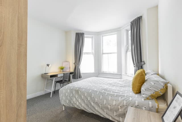 7 Bed House - Cottingham Road thumbnail 5