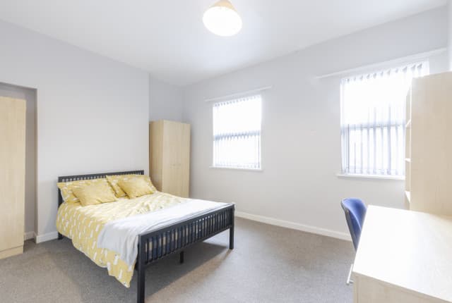 4 Bed House - Ventnor Street thumbnail 6