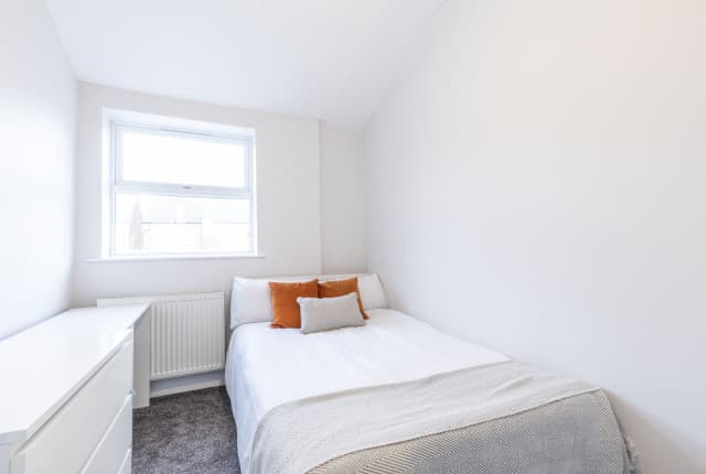 3 Bed House - Raglan Street thumbnail 4