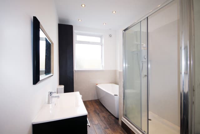 4 Bed House - Grafton Street thumbnail 5