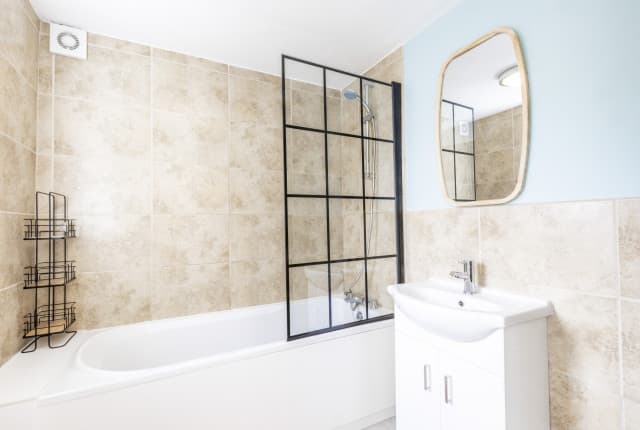 3 Bed House - Blaydes Street thumbnail 6