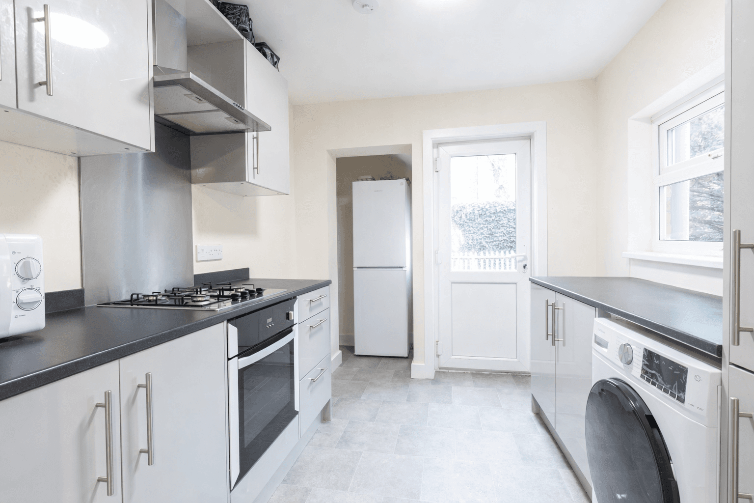 3 Bed House - Haworth Street photo 1